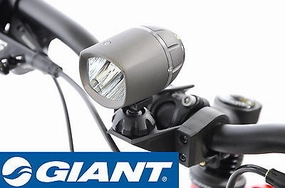 45 LUX GIANT RECON PRO  RECHARGEABLE CYCLE HEADLIGHT FRONT LAMP 50% OFF 571046