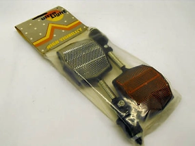 BIKE SAFETY HANDLEBAR REFLECTOR SET PLUG IN TO END OF HANDLEBARS 70% OFF