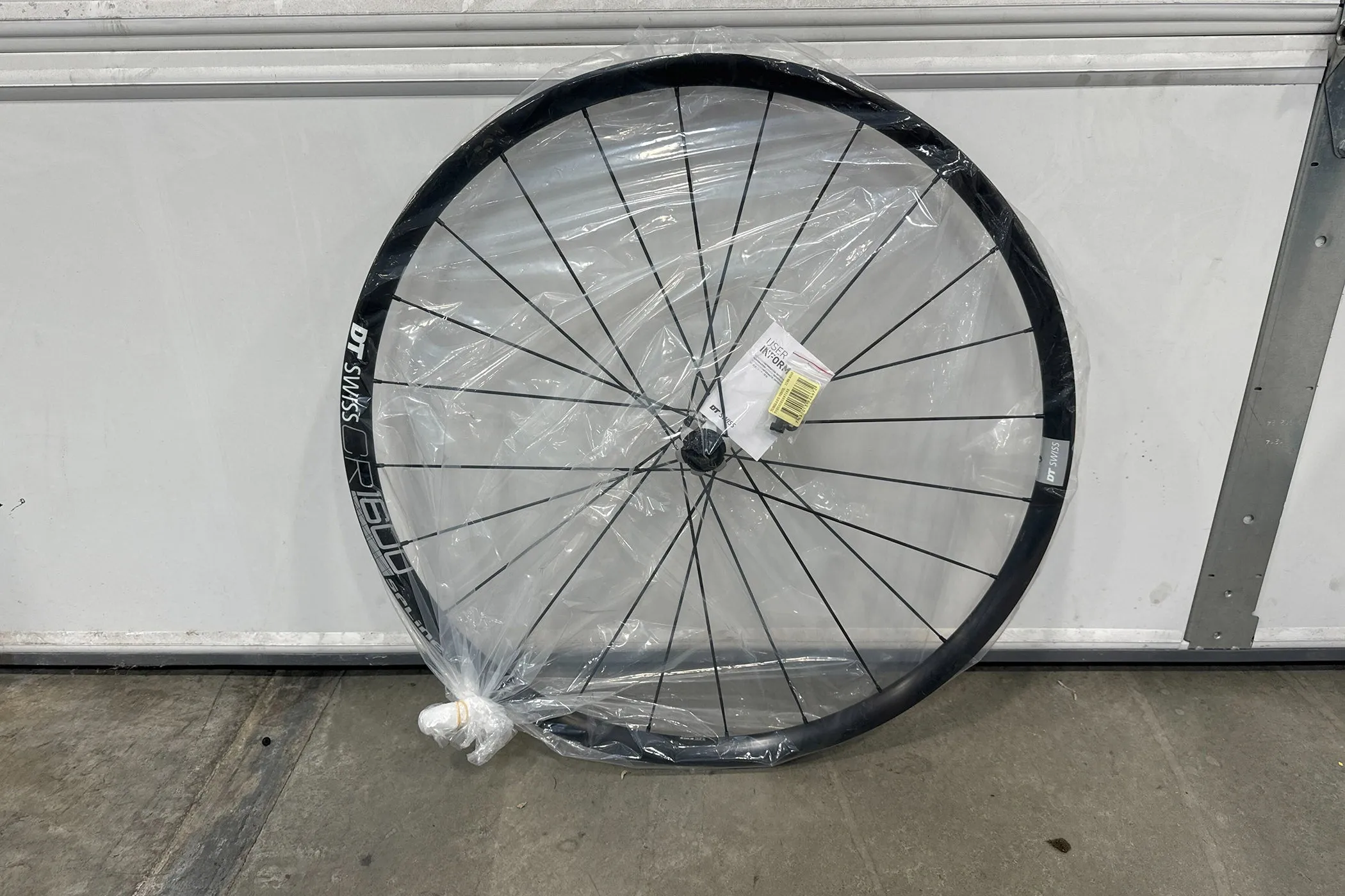 DT Swiss front wheel CR 1600 SP 700C CL 23 12/100