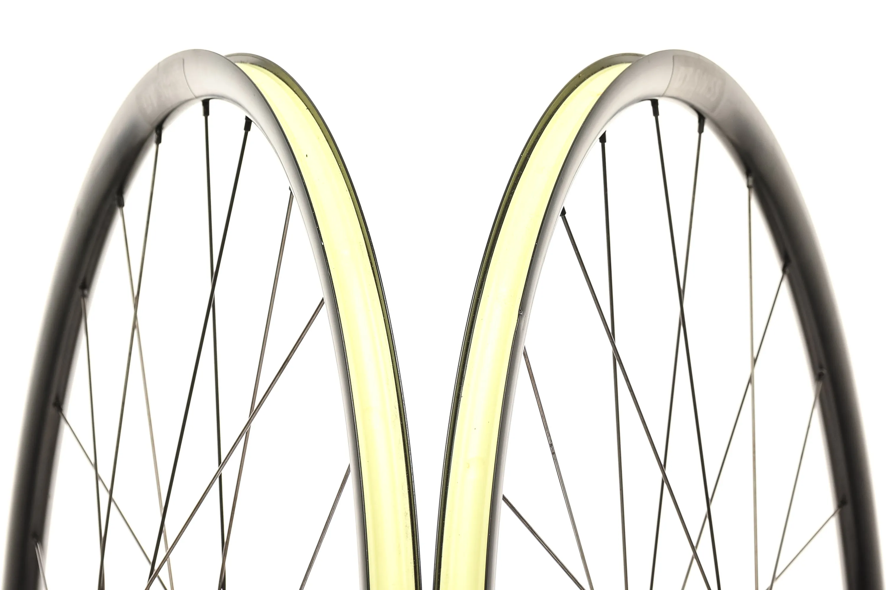 DT Swiss R470 Aluminum Tubeless 700c Wheelset