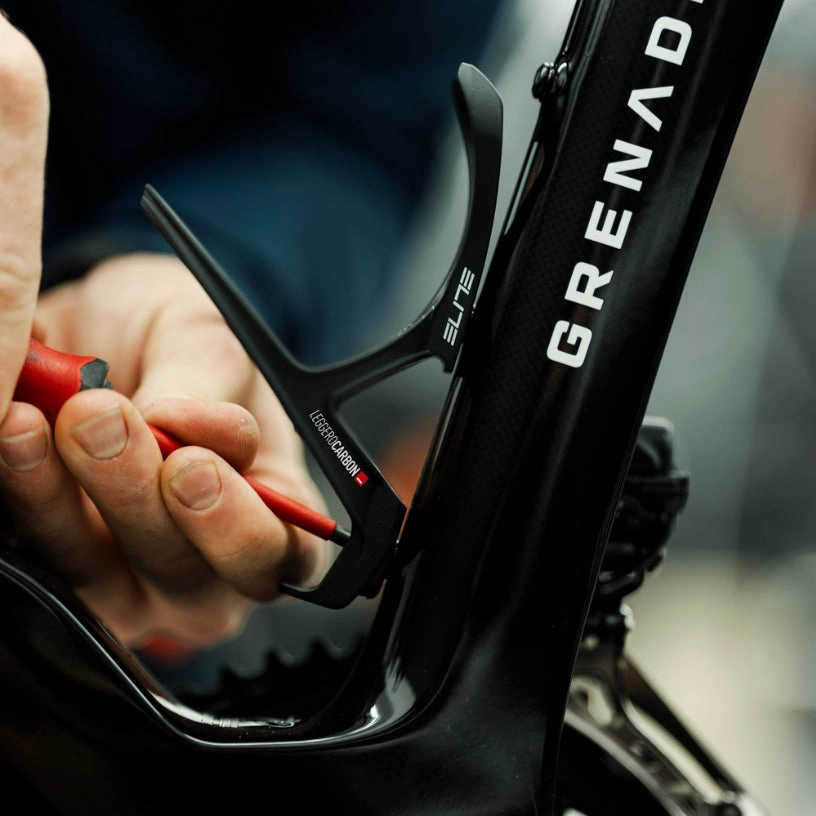 Elite Leggero Carbon Bottle Cage