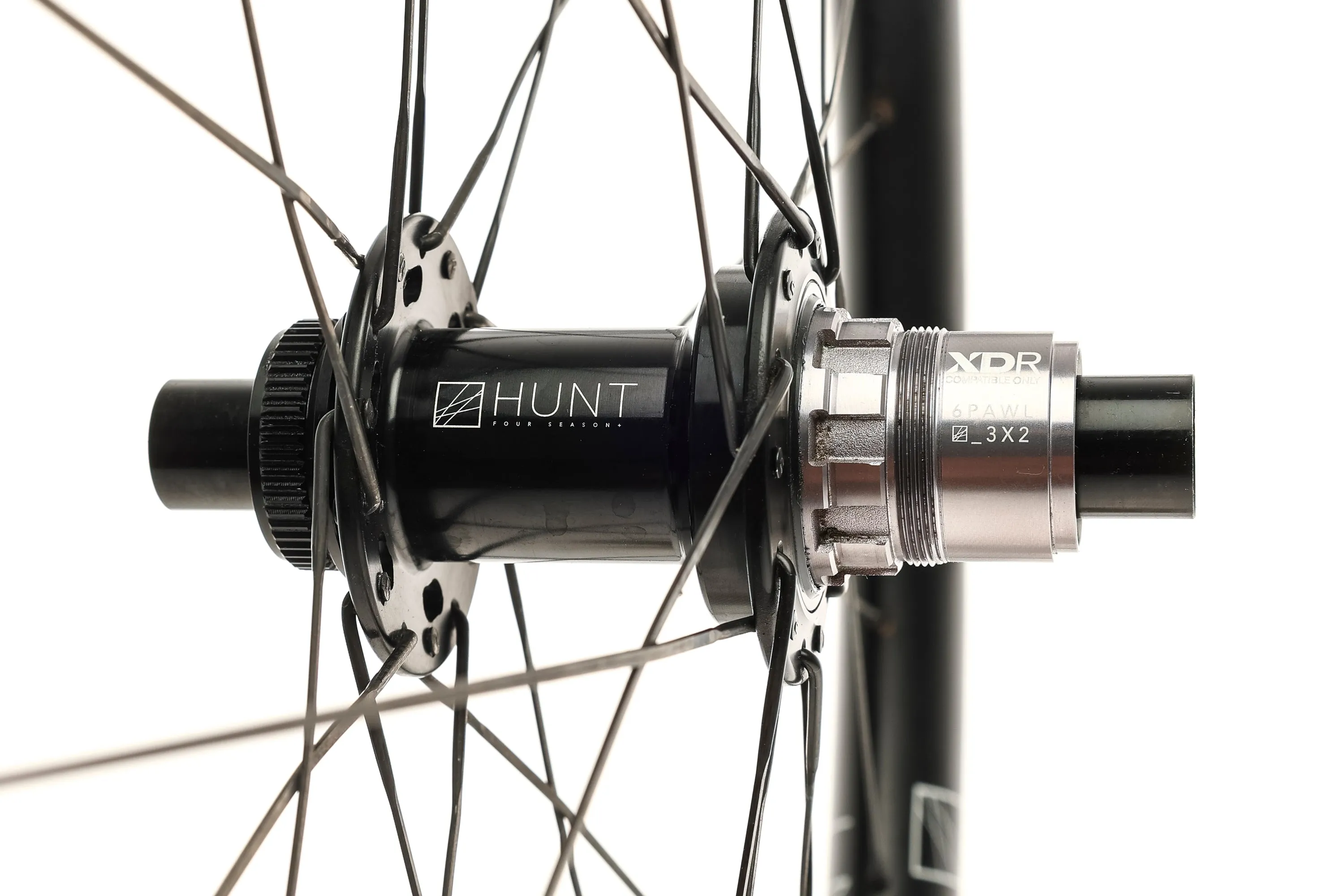 HUNT Adventure Carbon Tubeless 650b Wheelset