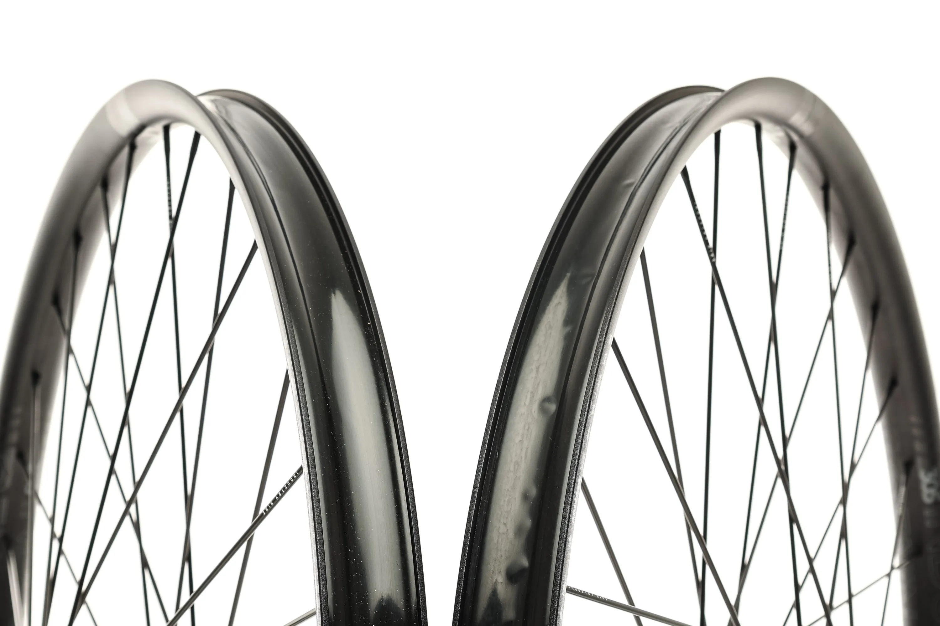 Industry Nine Enduro 305 V3 Aluminum Tubeless 27.5" Wheelset