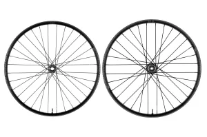 Industry Nine Grade 300 V2 Alloy Tubeless 29" Wheelset