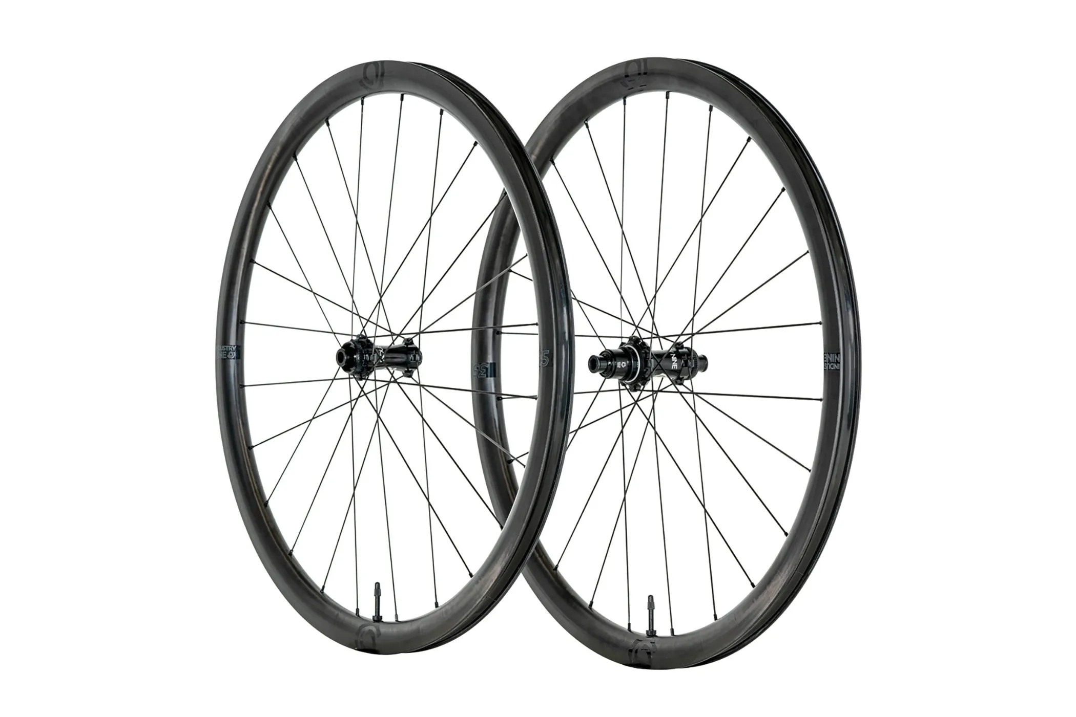 Industry Nine Solix SL 35C Carbon Tubeless 700c Wheelset