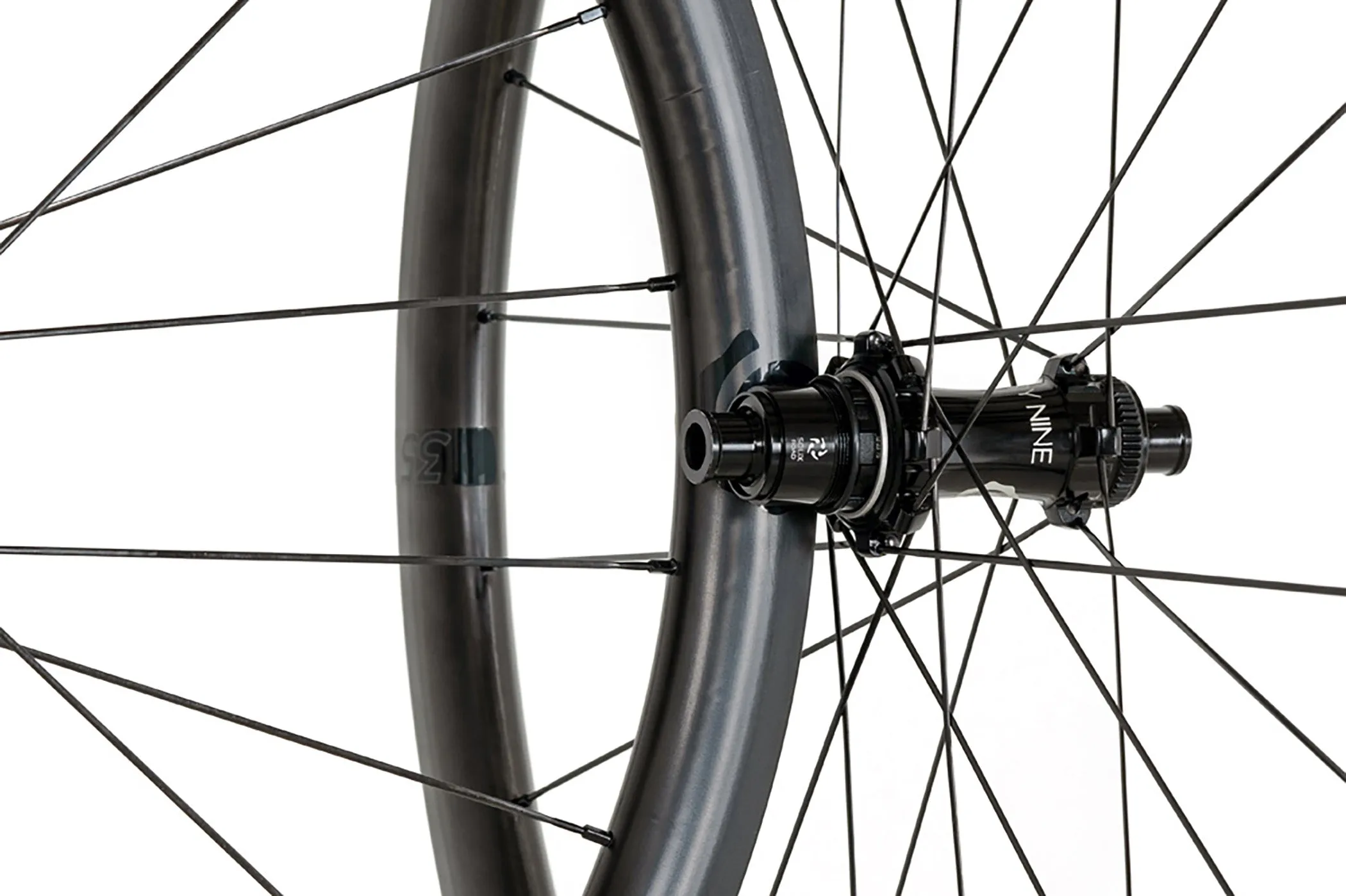 Industry Nine Solix SL 35C Carbon Tubeless 700c Wheelset