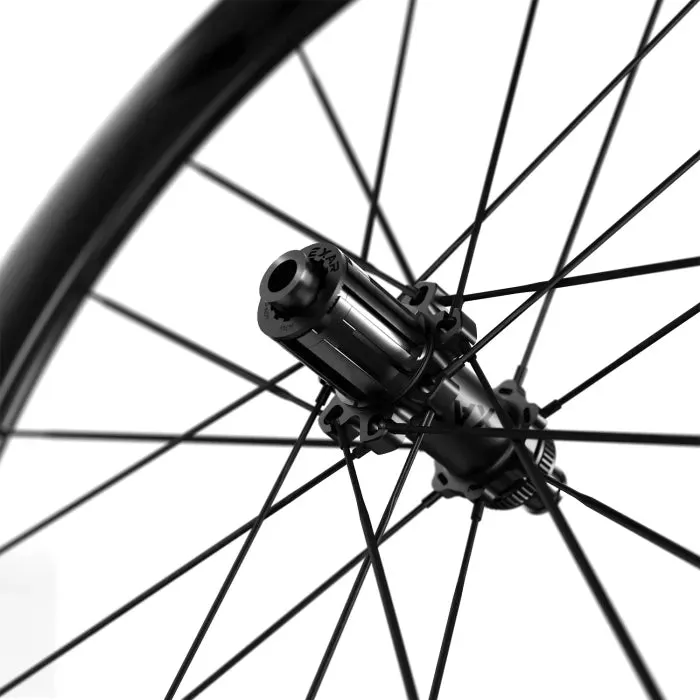 Magene Exar DB405 Carbon Tubeless Disc Brake Wheel - Shimano (Ultra Dark)