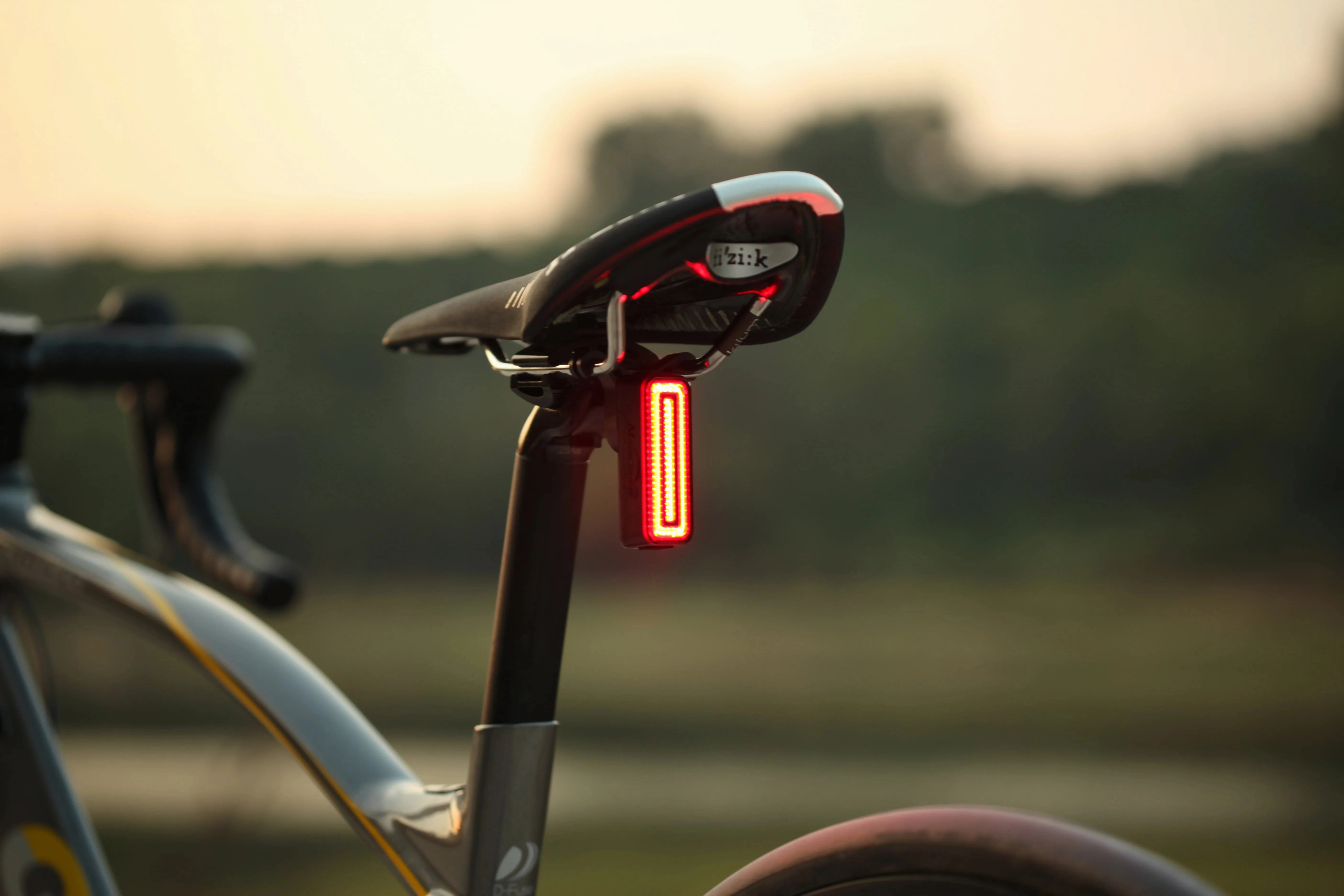 Magicshine SeeMee 100 V2 Rear Light w/ Sensor