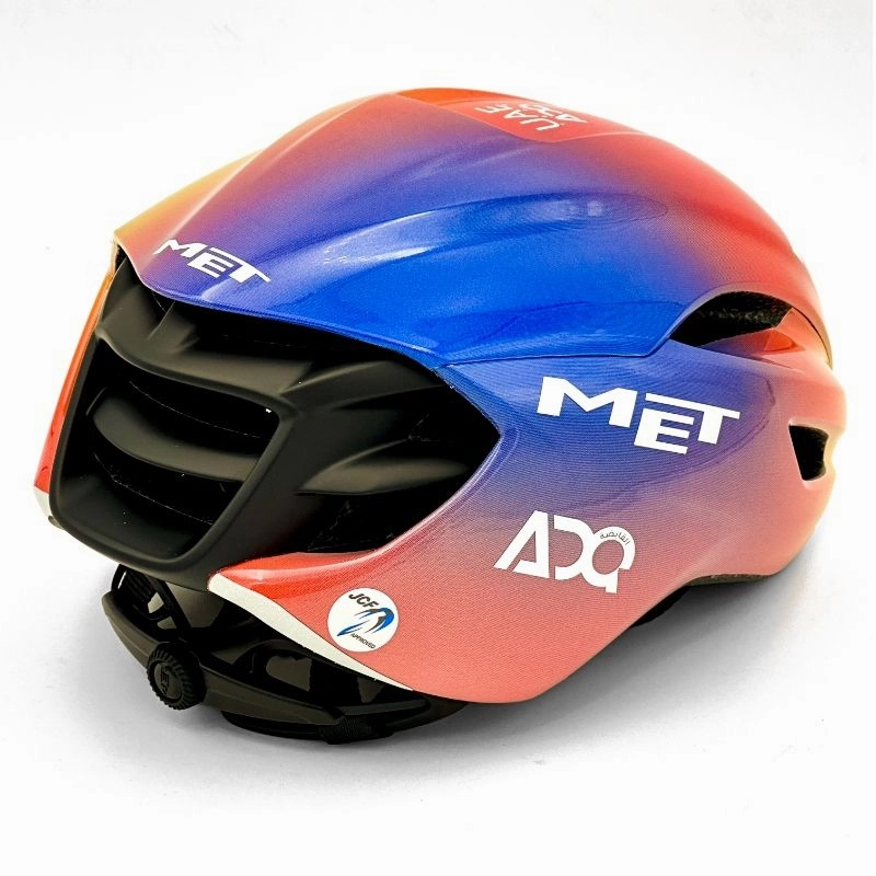 MET Manta MIPS Road Cycling Helmet (UAE Team ADQ Edition)