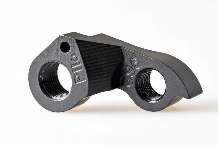 Pilo D696 Derailleur Hanger for Cannondale, GT
