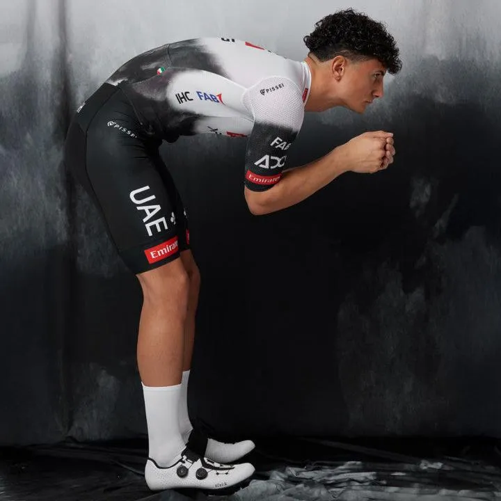 Pissei UAE Team Emirates 2025 road suit