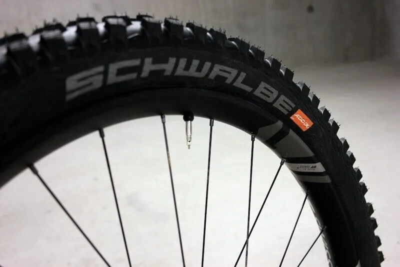 Schwalbe Magic Mary Evo TLE Snake Skin Folding Tyre - 27.5 x 2.35